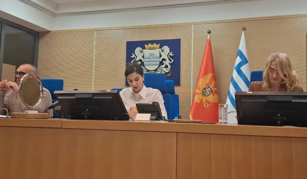 Milo&scaron; GIljen, Anđeča Mićović i Jadranka Ilinčić