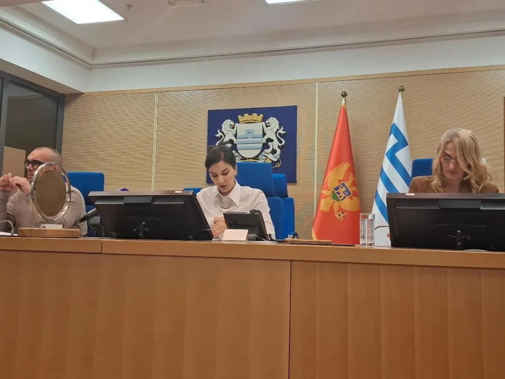 Milo&scaron; GIljen, Anđeča Mićović i Jadranka Ilinčić