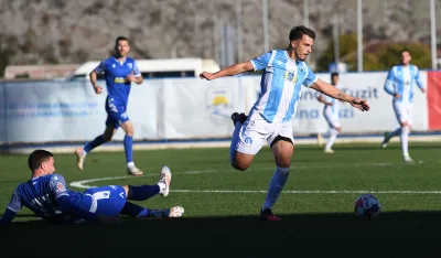 Trijumf nebeskoplavih