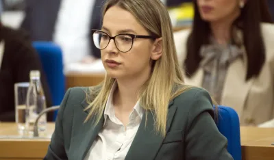 Tamara Crnogorčić, sjednica skupstine glavnog grada