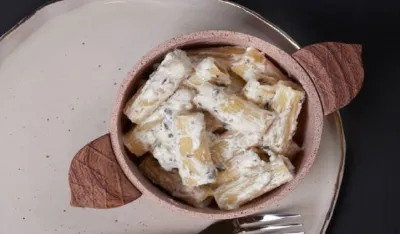 Rigatoni s gorgonzolom i maslinama