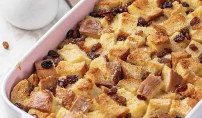 Kolač od starog hljeba jeftin i sočan desert