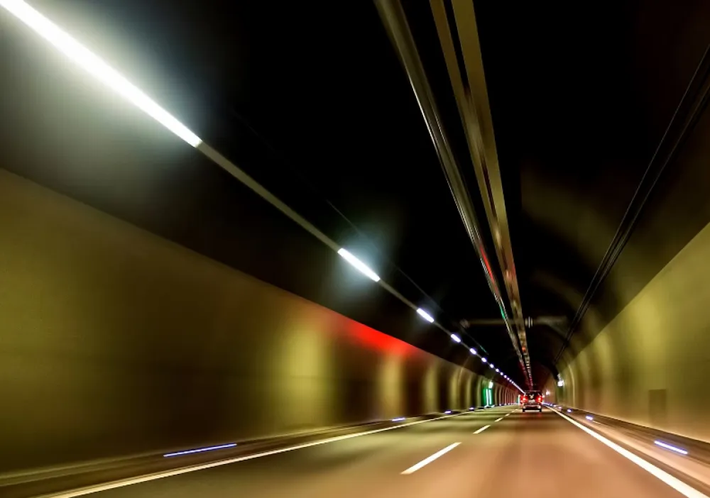 Totalna obustava saobraćaja kroz tunel Tifran