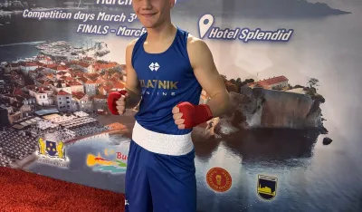 Platio danak neiskustvu