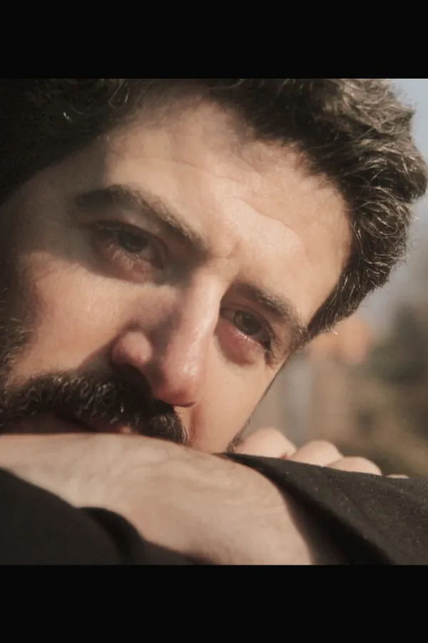 Емир Ћатовић у сцени филма