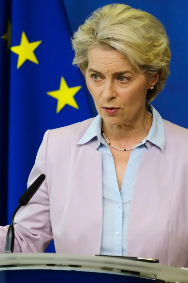 Predsednica Evropske komisije Ursula fon der Lajen ocenila je danas da je "odlučujući trenutak" za Evropu i Ukrajinu.