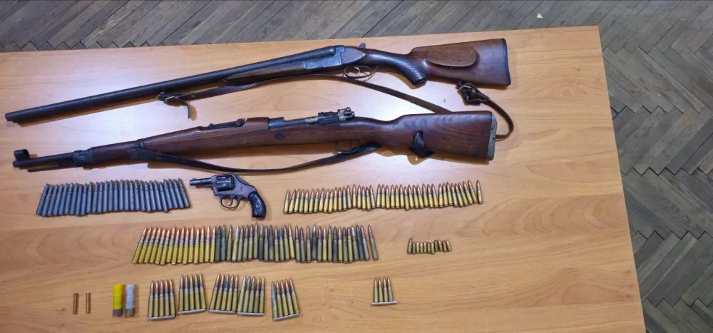 Kod Nik&scaron;ićanina pronađeni revolver i pu&scaron;ke u ilegalnom posjedu