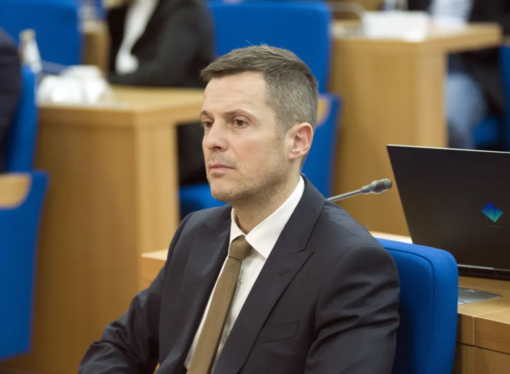 Mujović: Komisija ispituje Senićeve predloge