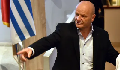 Canka za "Dan": Vladu drže funkcije i maglovite uspavanke o EU