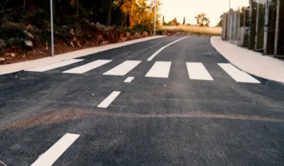 AMSCG: Saobraća se po suvim kolovozima, vidljivost dobra