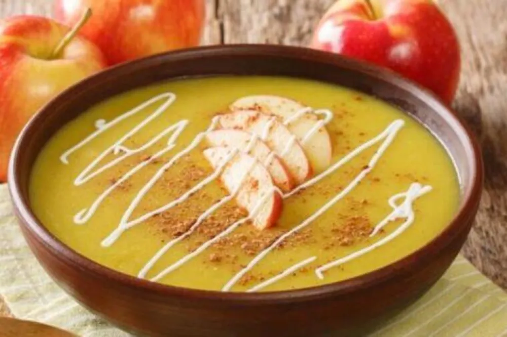 Slovački potaž od kiselih jabuka