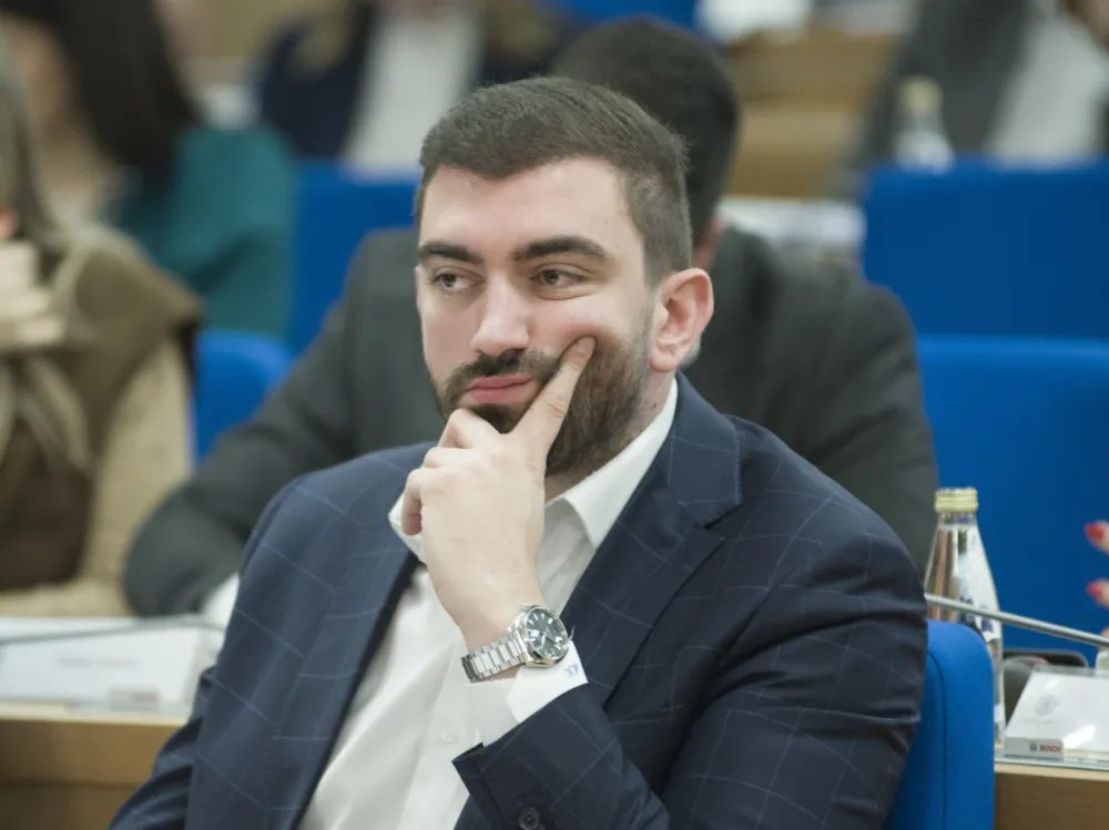 Andrija Klikovac, sjednica skupstine glavnog grada