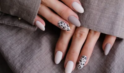 Ovalni nokti su ponovo u trendu