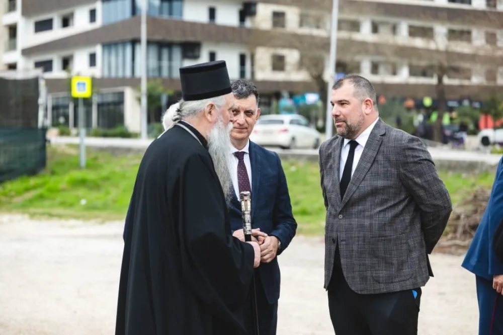 Ministarstvo odbrane pokrenuće proceduru za ustupanje &scaron;est parcela Op&scaron;tini Tivat