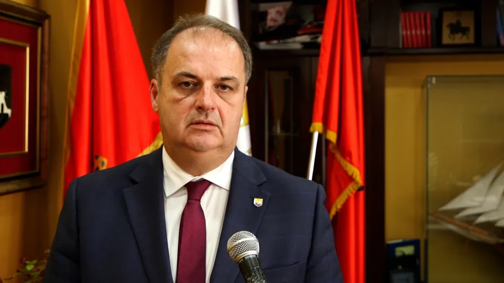 Nimanbegu: Ako se ne poni&scaron;ti tender, pozvaću ministre iz albanskih partija da izađu iz Vlade