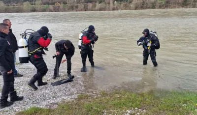 (FOTO) Nastavljena potraga za Podgoričankom i njenim djetetom: Ki&scaron;a dodatno otežala uslove, planirano opsežno pretraživanje