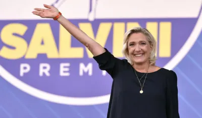 Le Pen: Neodgovorni pozivi na pljenidbu zamrznutih ruskih sredstava