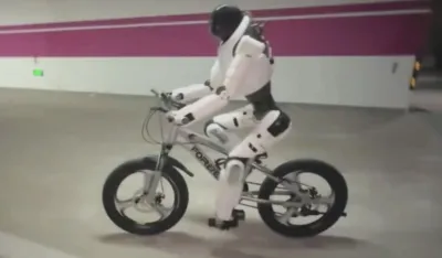 Predstavljen robot koji vozi bicikl i obavlja zadatke bez treniranja&nbsp;