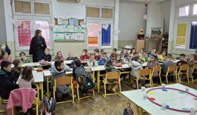 Djeca vrtića "Zvjezdice" posjetila učenike O&Scaron; "Vlado Milić": Rje&scaron;avali memorijske zadatke