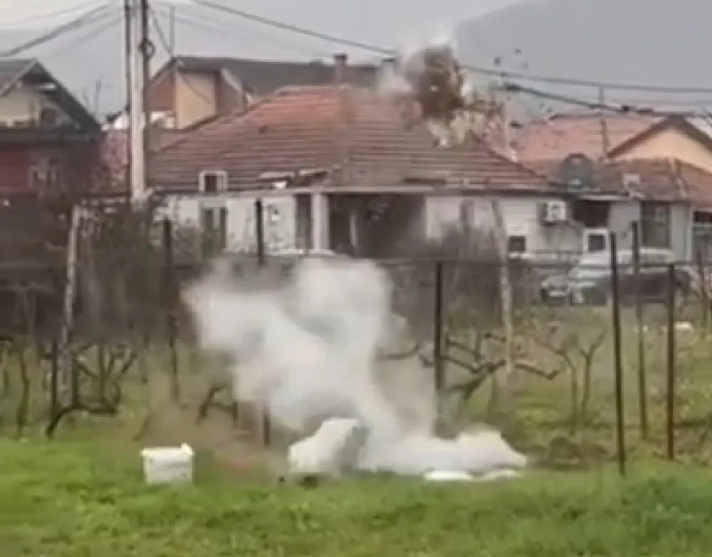 (VIDEO) Uni&scaron;tena bomba pronađena u Maslinama