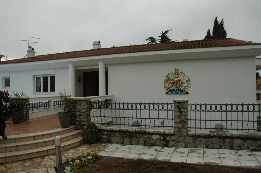  Britanska ambasada o sporazumu vlasti i opozicije: Važan korak ka političkoj stabilnosti i izbornoj reformi