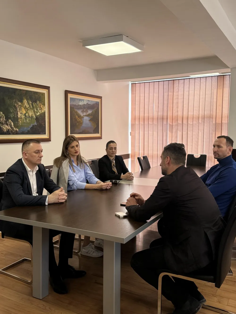 Gutić u posjeti Domu starih u Bijelom Polju: Ministarstvo će osigurati sredstva za sanaciju &scaron;tete