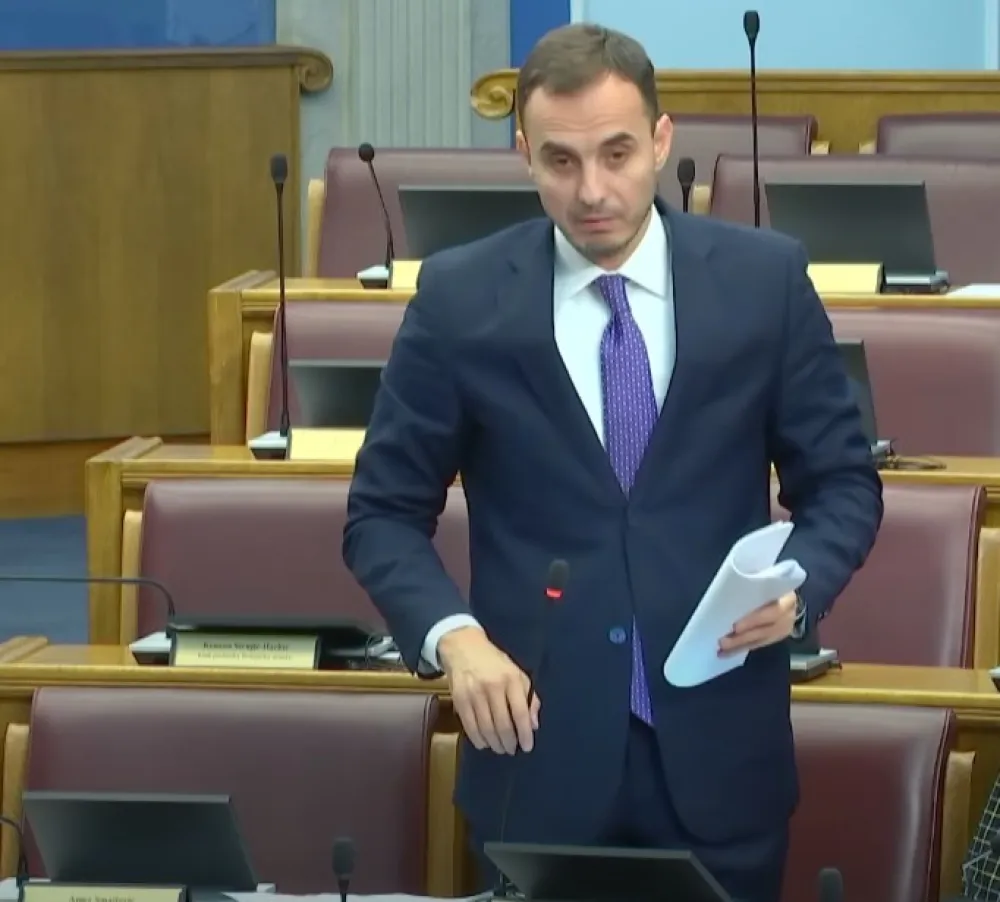 URA predlaže povećanje dječjih dodataka za 50% zbog rasta cijena i inflacije, kazao je &scaron;ef poslaničkog kluba URA Milo&scaron; Konatar.