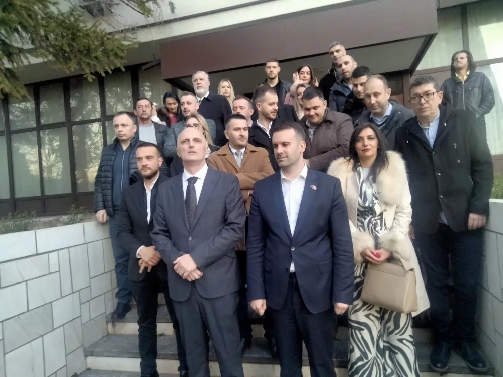 Predata lista &bdquo;Zdrav Nik&scaron;ić &ndash; dr Zoran Mrkić &ndash; Pokret Evropa sad&ldquo;: Tako se voli Nik&scaron;ić