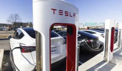 Direktori i članovi odbora Tesle prodali akcije u vrijednosti od 100 miliona dolara