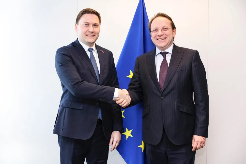 &Scaron;imun: Unapređenje dostupnosti medicinskih ljekova na trži&scaron;tu Crne Gore jedan od prioriteta Vlade