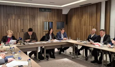 Učesnici okruglog stola smatraju da se dogovorom može doći do nižih cijena