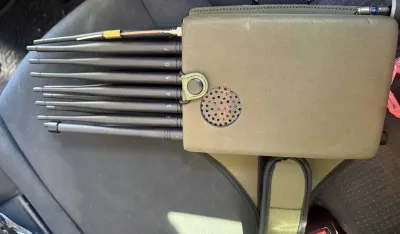 Barska policija uhapsila vozača: Pronađen ometač uređaja