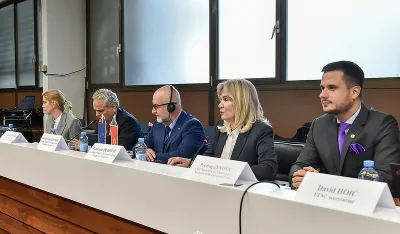 Zenović: Dijalog na svim nivoima ključan za pregovarački proces