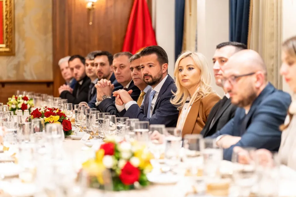 Milatović upriličio iftar: Islam neodvojivi dio tradicionalnog i kulturnog nasljeđa na&scaron;eg dru&scaron;tva