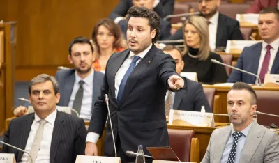 Abazović: SDT da ispita način na koji je do&scaron;lo do zakupa Velike plaže