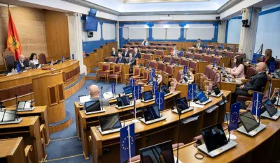 Poslanici protiv povećanja dječijeg dodatka