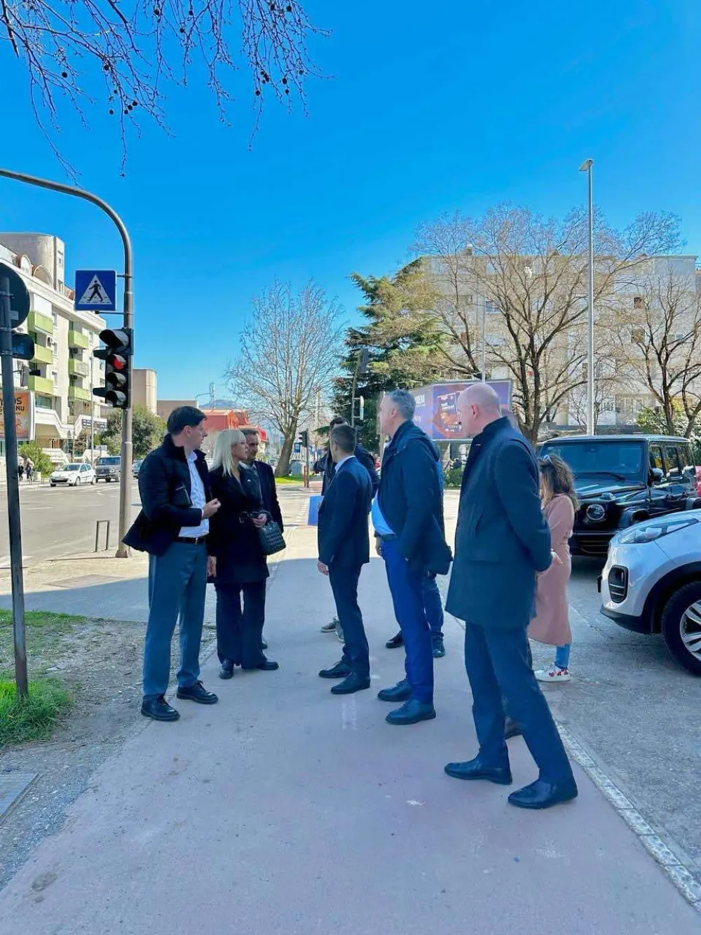 &Scaron;alju ba&scaron;tovane i majstore u Ulicu 13. jula