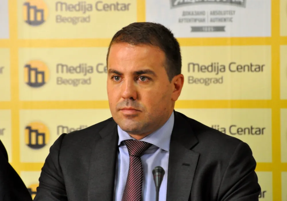 Simić: Pozivanje da se FBI i FSB uključe u istragu oko zvučnog topa ponižavanje srpskih institucija