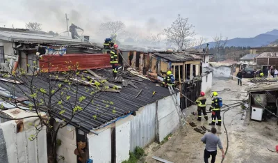 Tivat: Požar stavljen pod kontrolu, nema povrijeđenih