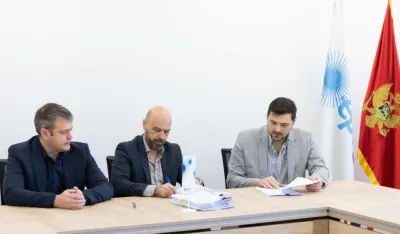 EPCG: Potpisani ključni ugovori za dalji razvoj infrastrukture u Plužinama