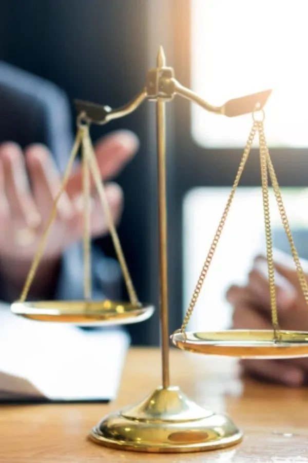 Sve dublji jaz između sudija, tužilaca i advokata: Čuvari zakona pod sumnjom da kr&scaron;e zakon