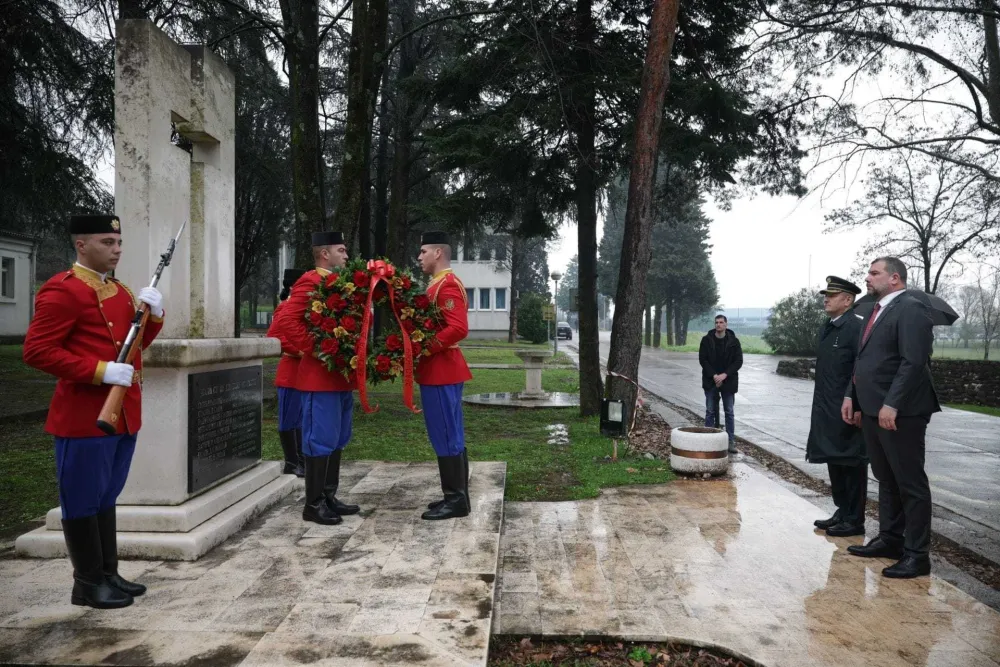 Krapović položio vijence