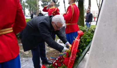 Mandić položio vijence u kasarnama Danilovgrad i Masline