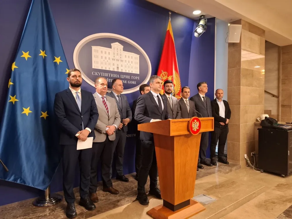 Predsjednici primorskih op&scaron;tina podnijeli inicijativu za izmjenu Zakona o priobalju: Morsko dobro relikvija iz devedesetih, traže kontrolu nad obalom