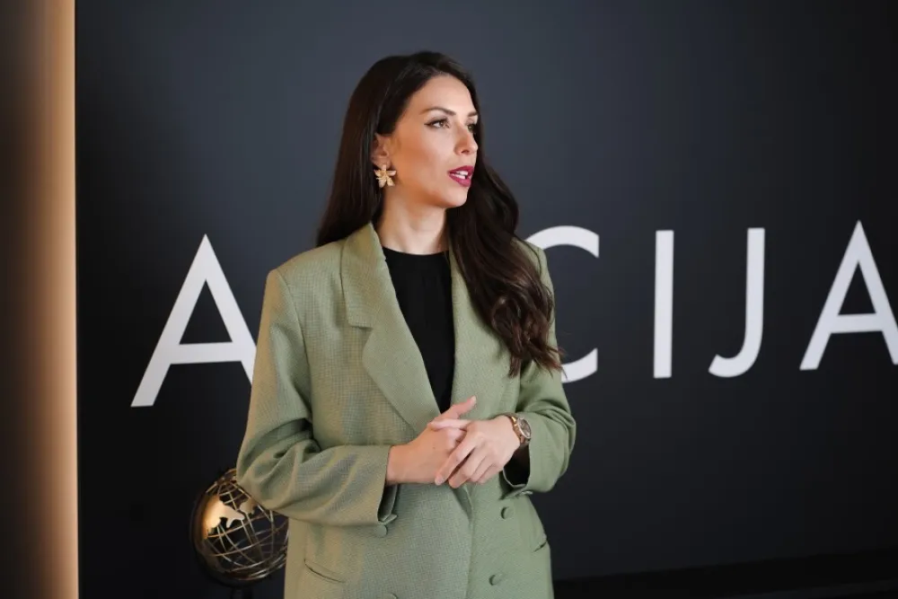 CDT: Građani masovno vjeruju u teorije zavjere i propagandu