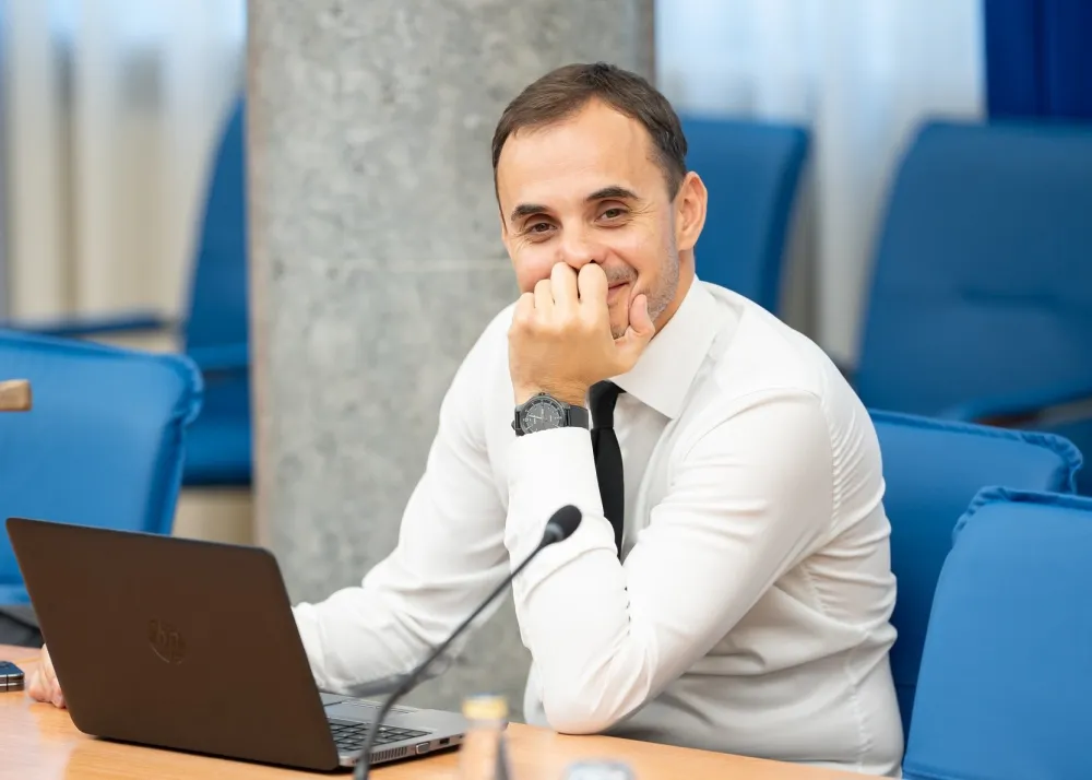 Konatar: Spajićeva priča o "megaprojektima" simpatična, ali djela traumatična