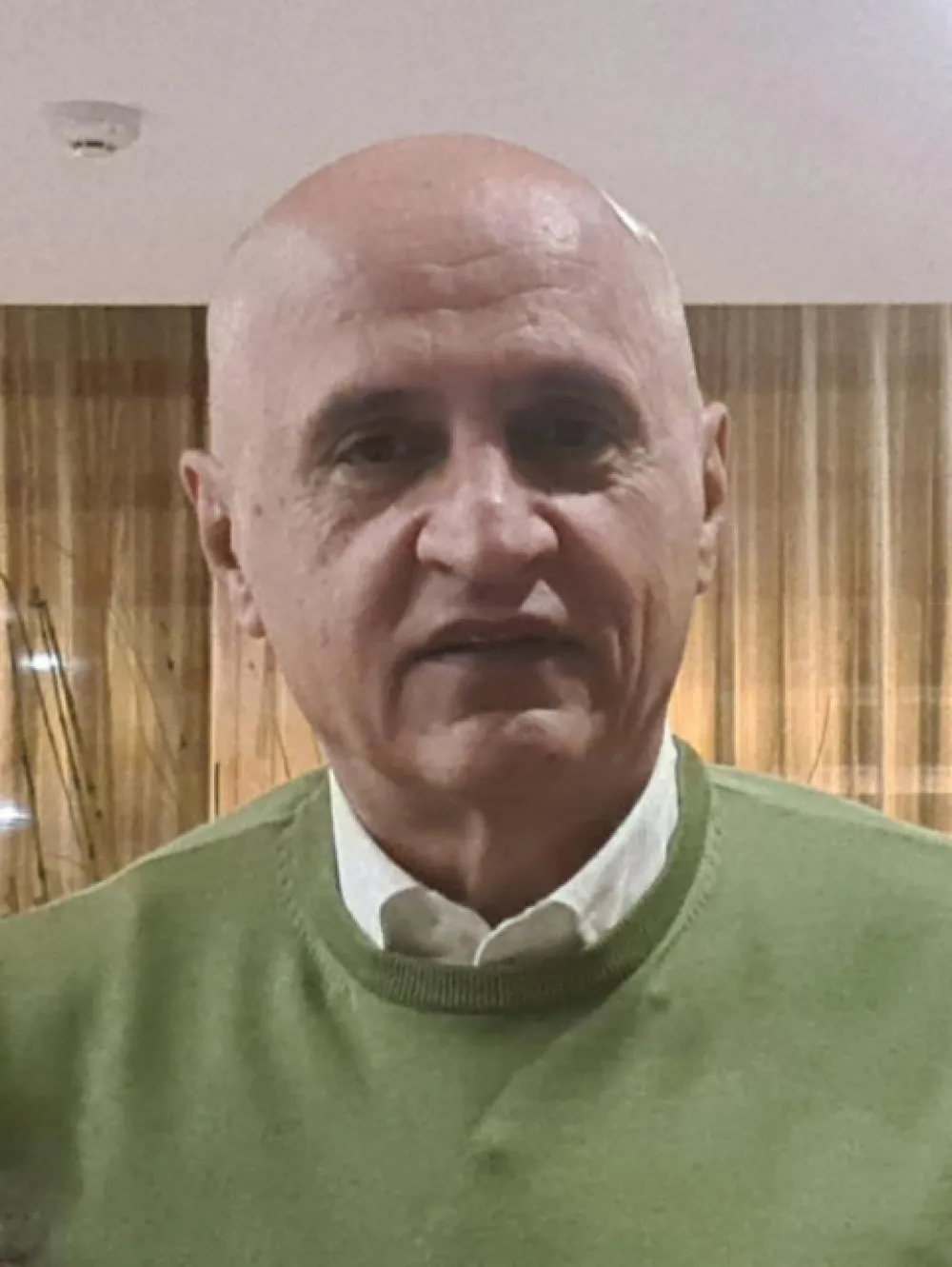 Kralj nije pao, hoće ponovo u vlast