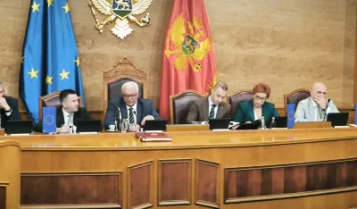 (UŽIVO) Mandić: Imamo ograničeno vrijeme jer premijer ima važne međunarodne obaveze