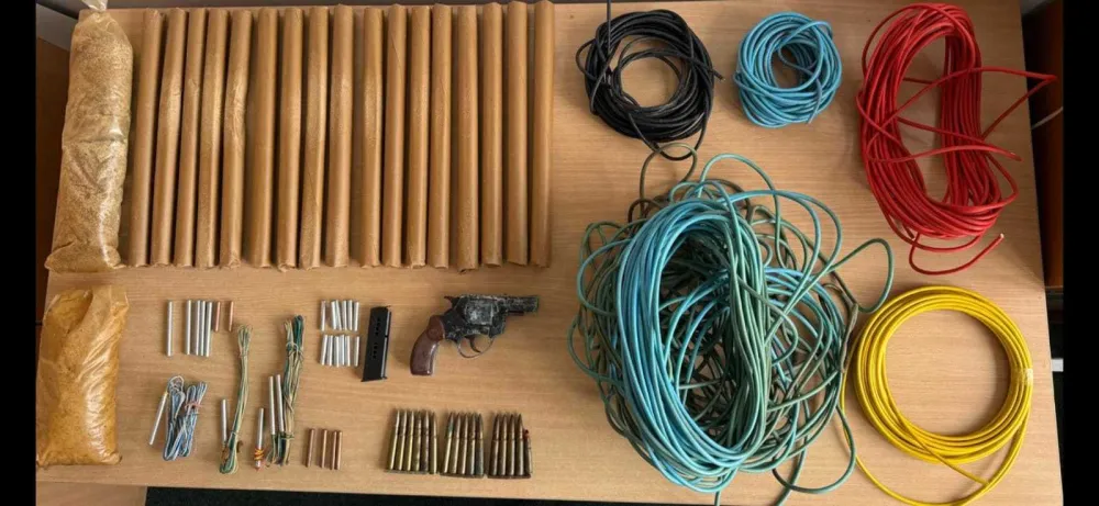 Nik&scaron;ić: Kontrolama i pretresima operativno interesantnih lica na devet lokacija policija oduzela vatreno oružje, municiju i eksploziv