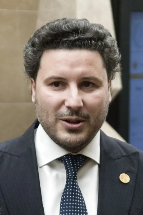 Abazović: Jedina maksima ove vlade je da Crnu Goru trajno baci na koljena